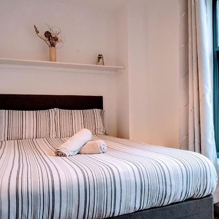 Contractor And Family Friendly Grade II Townhouse- 3 Bedrooms- Free Parking ノリッチ エクステリア 写真