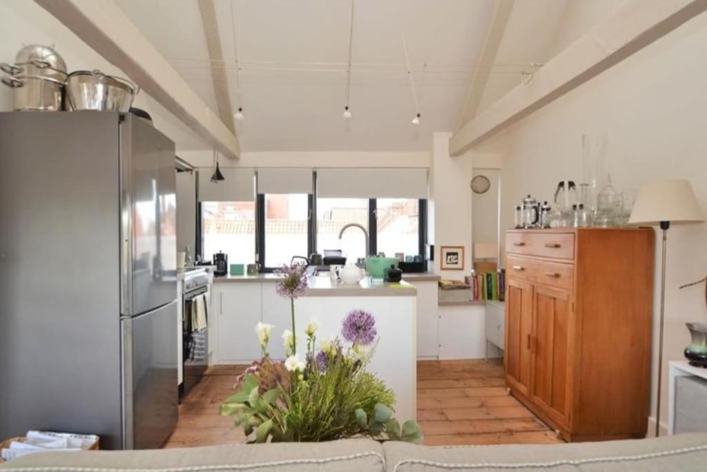 Contractor And Family Friendly Grade II Townhouse- 3 Bedrooms- Free Parking ノリッチ エクステリア 写真